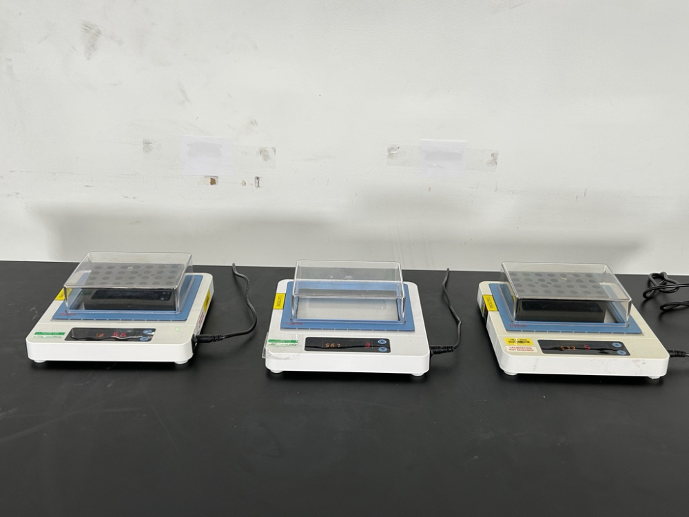 Image of Thermo Scientific Compact Drybath D - Quantity 3